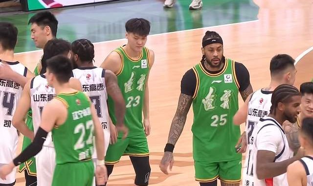 开云中文官网-送辽宁三连败，山东男篮苦战获胜 高诗岩14+5抢断赵继伟 打出士气